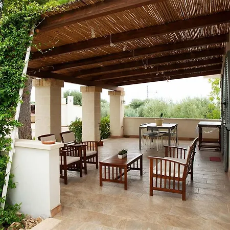 Villa Villa GioVì con piscina privata e zona bbq *